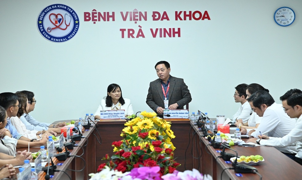 Bệnh viện Trường Đại học Y Dược Cần Thơ tăng cường hỗ trợ chuyên môn, khảo sát triển khai kỹ thuật giám sát nồng độ thuốc Vancomycin trong trị liệu tại Bệnh viện Đa khoa Trà Vinh