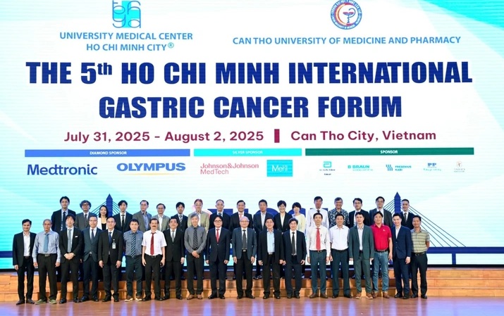 Bệnh viện Trường Đại học Y Dược Cần Thơ phối hợp tổ chức hội nghị lần thứ 5 câu lạc bộ ung thư dạ dày thế giới